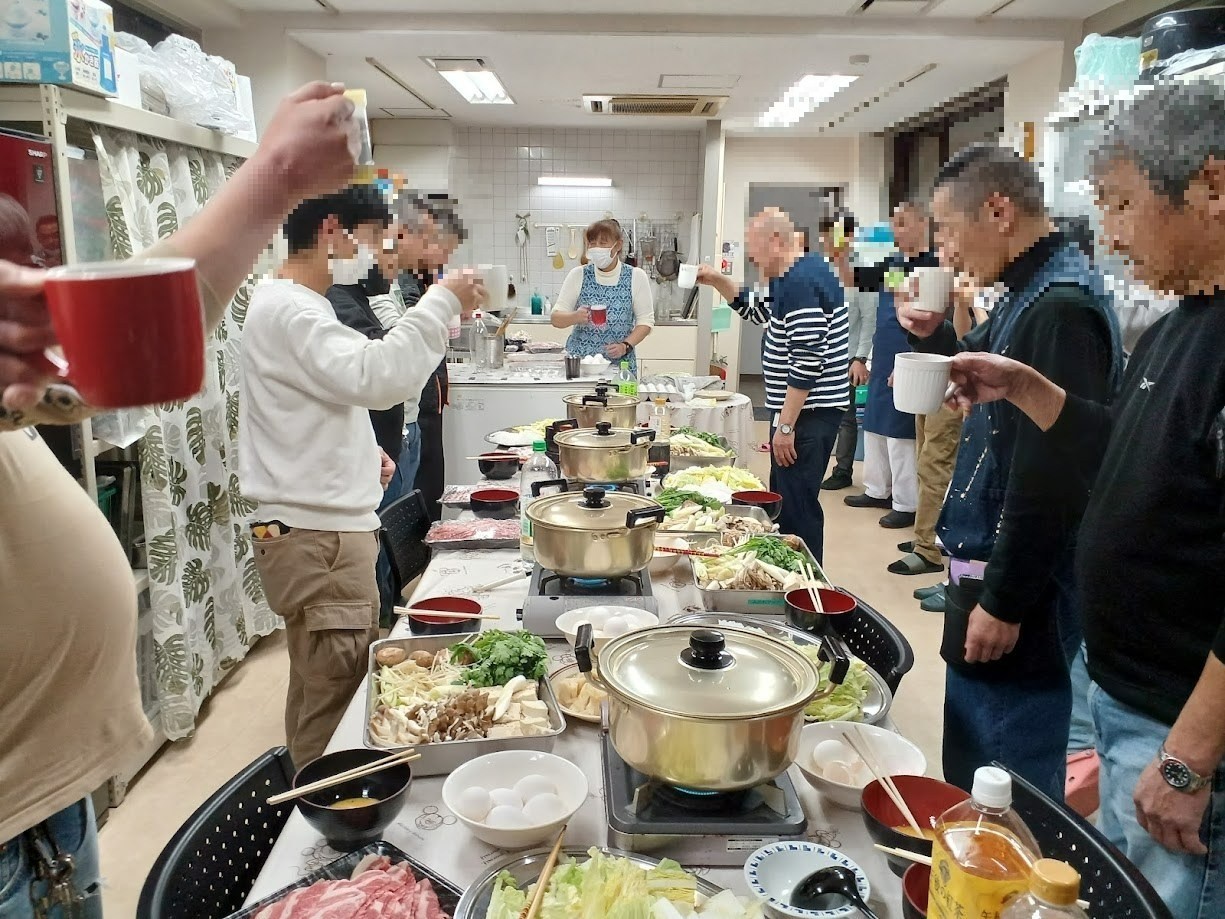 大みそかは恒例のすき焼き（ふう）の鍋